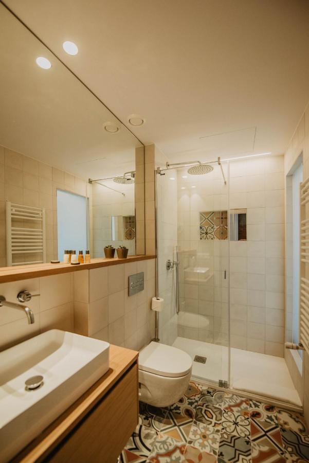 Petit Luxe Volta Bed and Breakfast Terrassa Eksteriør billede