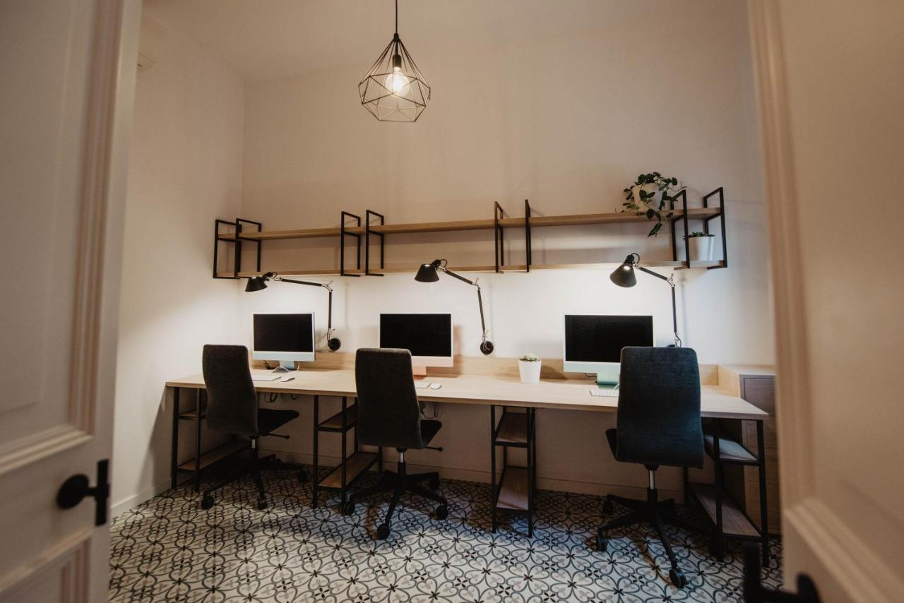 Petit Luxe Volta Bed and Breakfast Terrassa Eksteriør billede