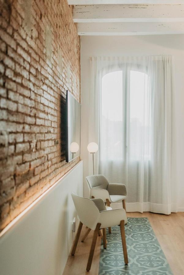 Petit Luxe Volta Bed and Breakfast Terrassa Eksteriør billede