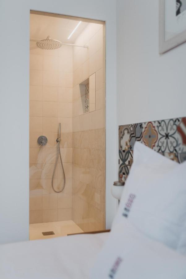 Petit Luxe Volta Bed and Breakfast Terrassa Eksteriør billede
