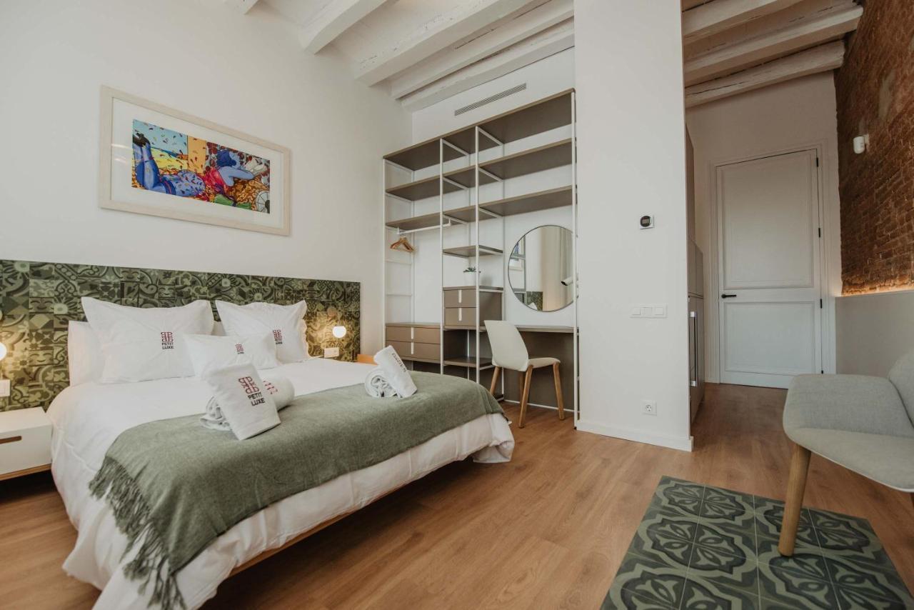 Petit Luxe Volta Bed and Breakfast Terrassa Eksteriør billede