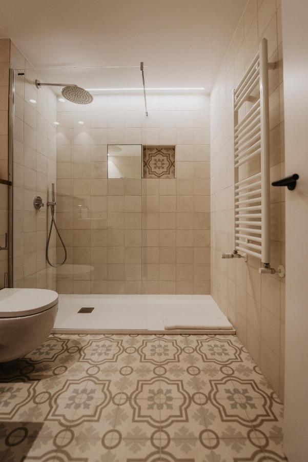 Petit Luxe Volta Bed and Breakfast Terrassa Eksteriør billede